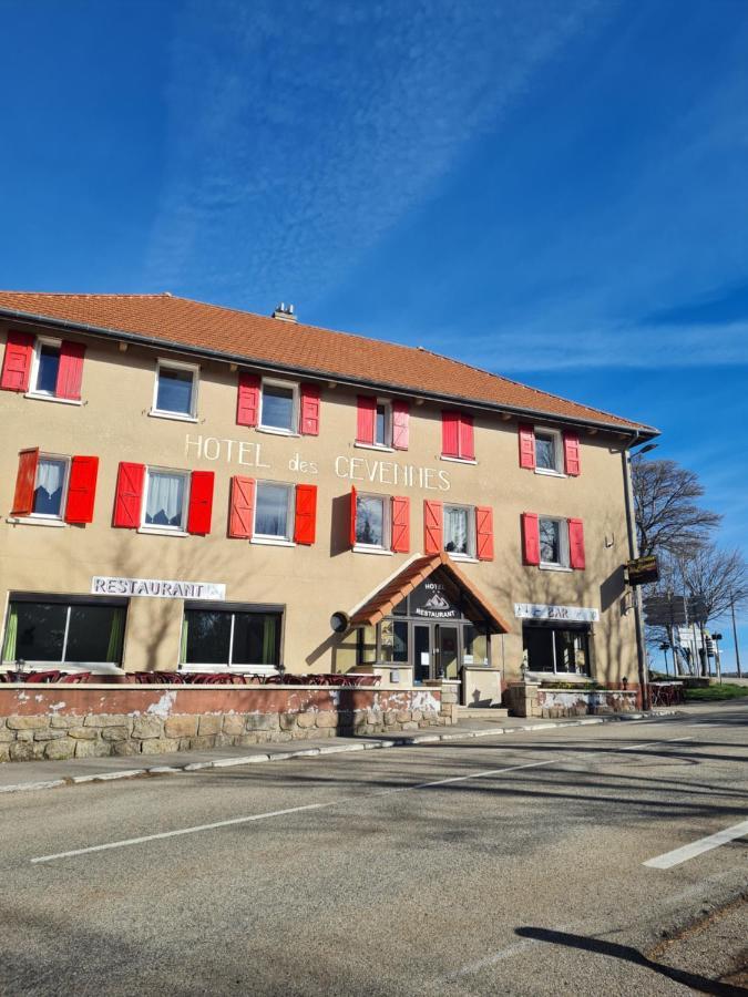 Hotel Des Cevennes Mezilhac Buitenkant foto